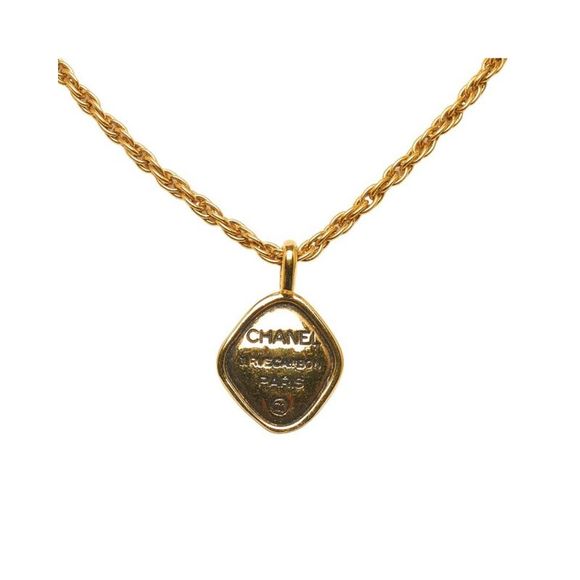 Pre Loved Chanel  Coco Mark - Picture 1 of 8